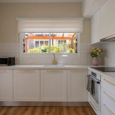 Dom wakacyjny Cozy Nerina At Harbour