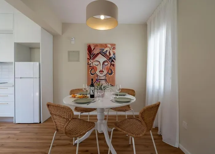 Prázdninový dům Cozy Nerina At Harbour *