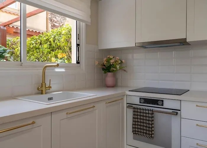 Prázdninový dům Cozy Nerina At Harbour *