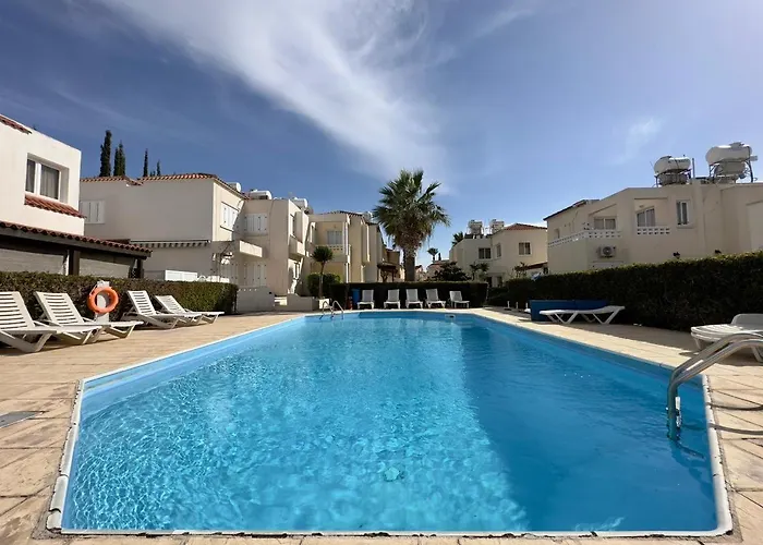 Cozy Nerina At Harbour 別荘 パ フォス